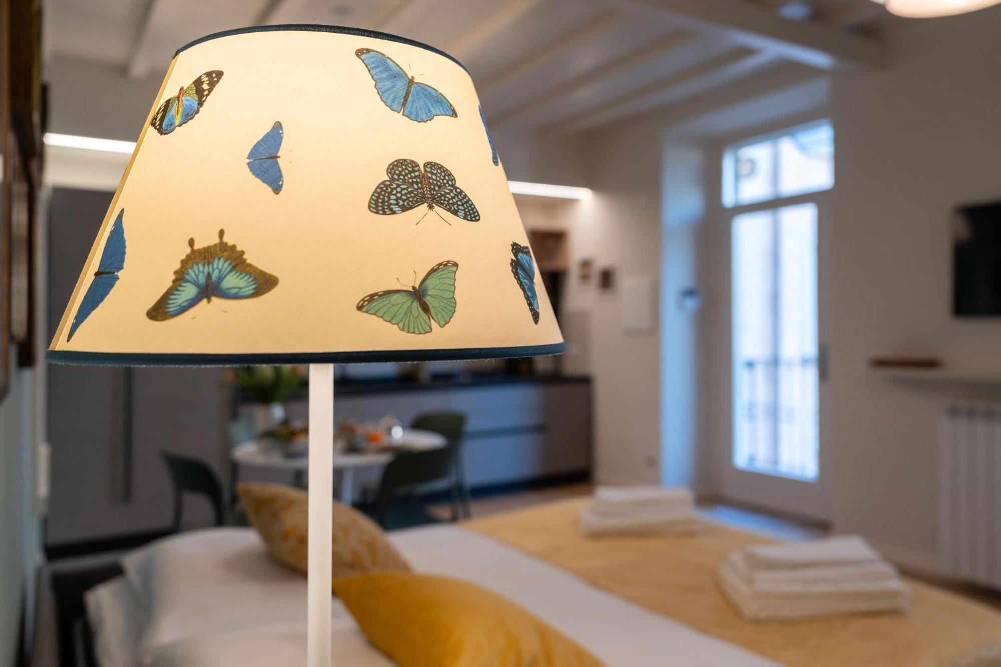 La Farfalla Blu - Boutique Apartment 베르가모 외부 사진